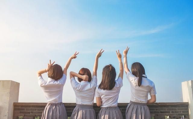 中学毕业上什么职业学校(撒贝宁中学毕业于什么学校)