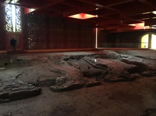 钴德陶瓷地址在哪里(井德镇陶瓷大学在哪里)
