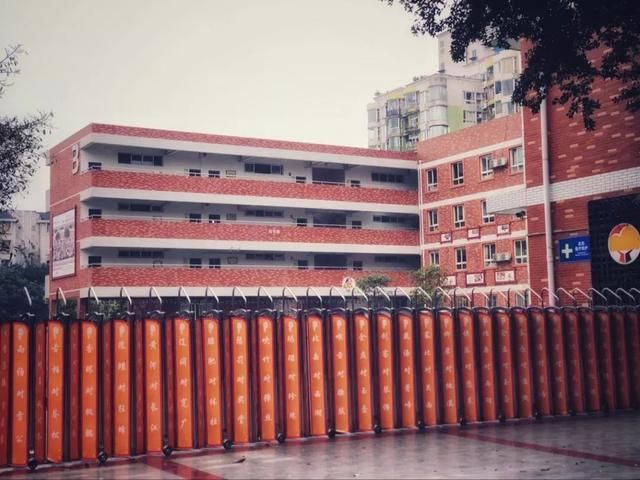 双楠在哪儿(达古冰川在哪)