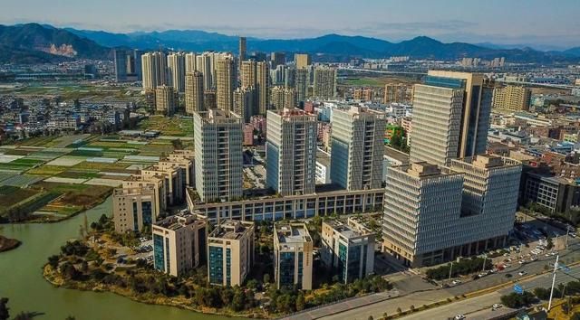 就是在哪个省(应该就是哪个)