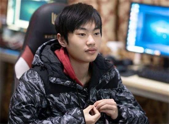 xq玛雅在哪直播(xq战队xq丶浅笑资料)