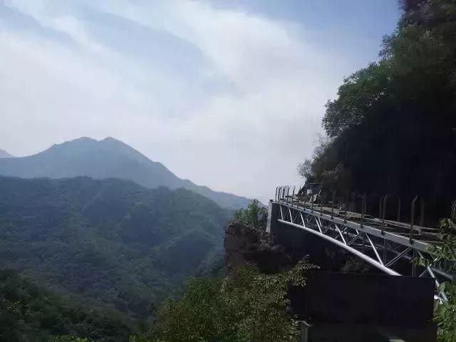 天津玻璃栈道在哪(天津有几个玻璃栈道)