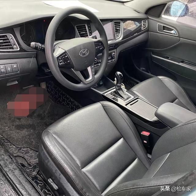名图水箱在哪个位置(现代名图加水位置) 名图水箱在哪个位置(现代名图加水位置)