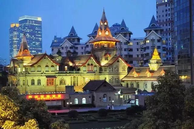 重庆轻轨10号线全线站点(重庆轻轨10号线全线站点线路图)