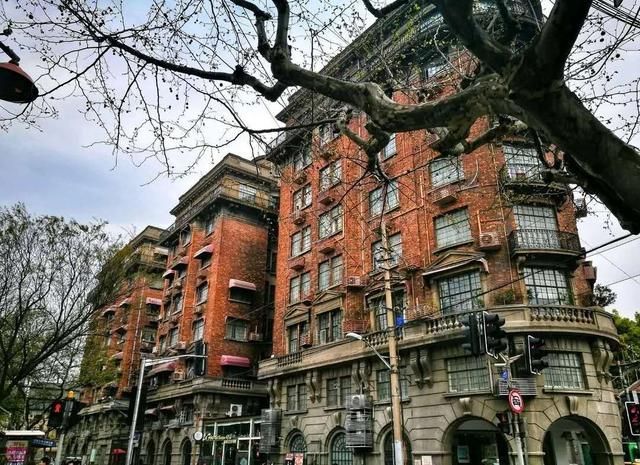 重庆轻轨10号线全线站点(重庆轻轨10号线全线站点线路图)