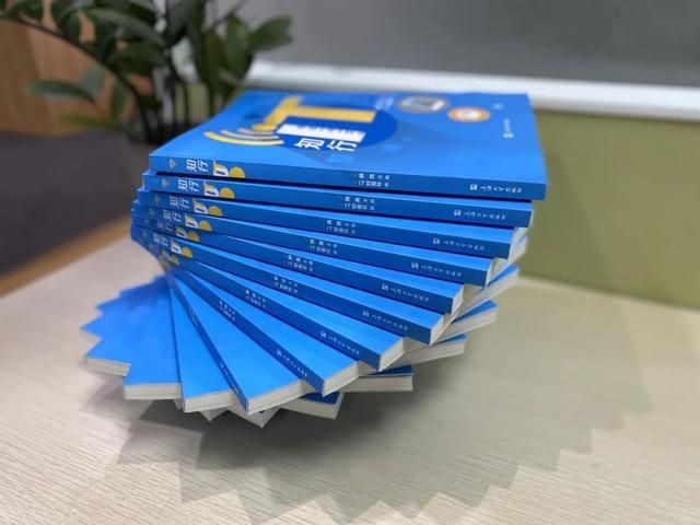 义乌海澜之家在哪里(义乌海蓝之谜)