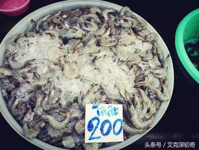 曼谷铁道市场在哪的简单介绍
