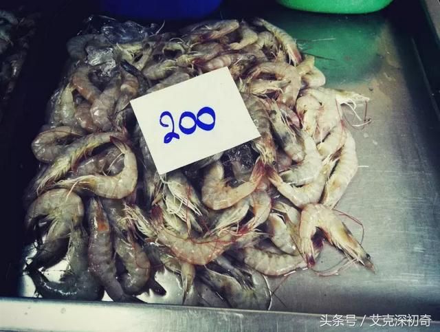 曼谷铁道市场在哪的简单介绍