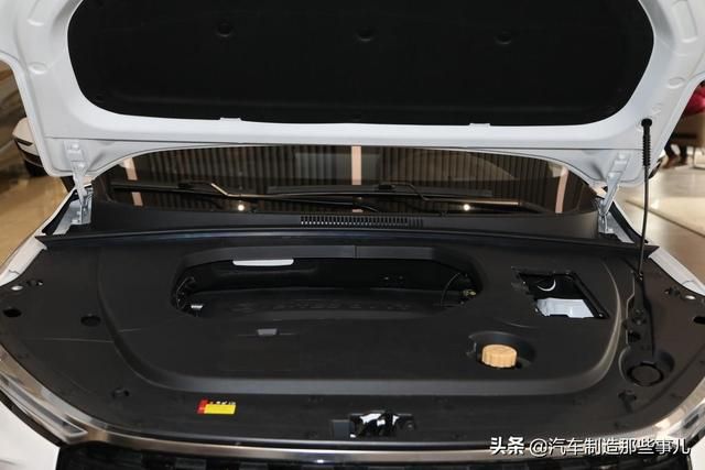 哈弗h2钥匙孔在哪里(哈弗h2钥匙怎么换电池视频)
