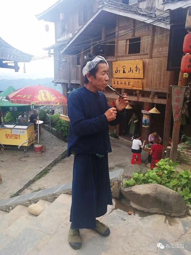 芭莎苗寨在哪(芭莎苗寨历史严格)