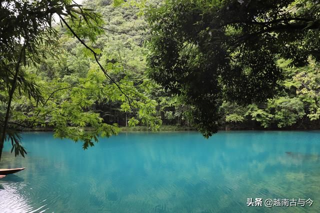 小七孔在哪个市(小七孔在贵州哪里)