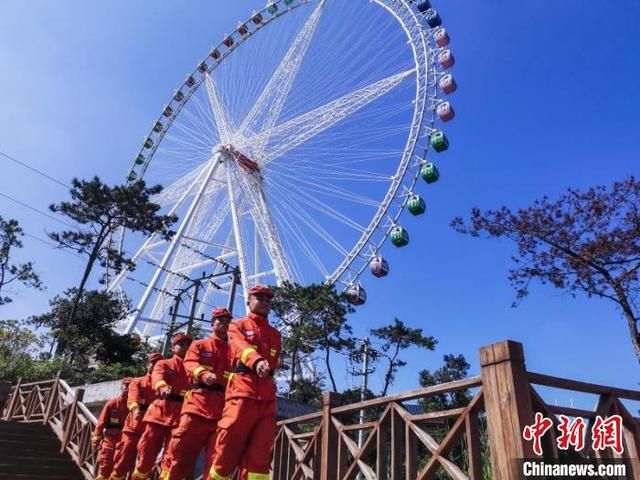 天柱山在哪(天柱山在哪里哪个省)