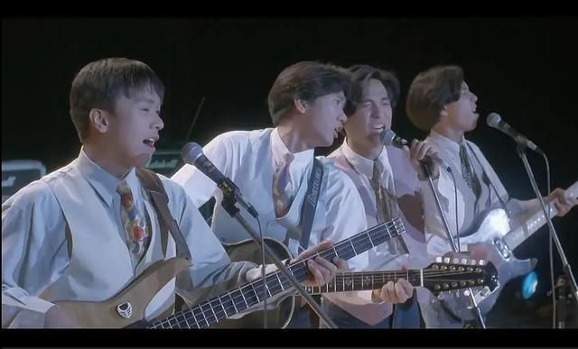 黄家驹的墓碑在哪里(黄家驹的母亲)