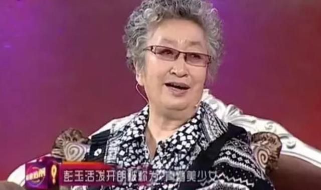 朱婷婷在哪个软件唱歌(学唱歌软件app哪个好)