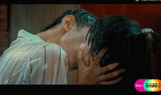 包含爱情万万岁吻戏在哪集的词条
