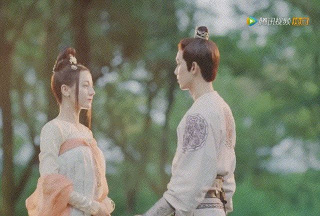 包含爱情万万岁吻戏在哪集的词条