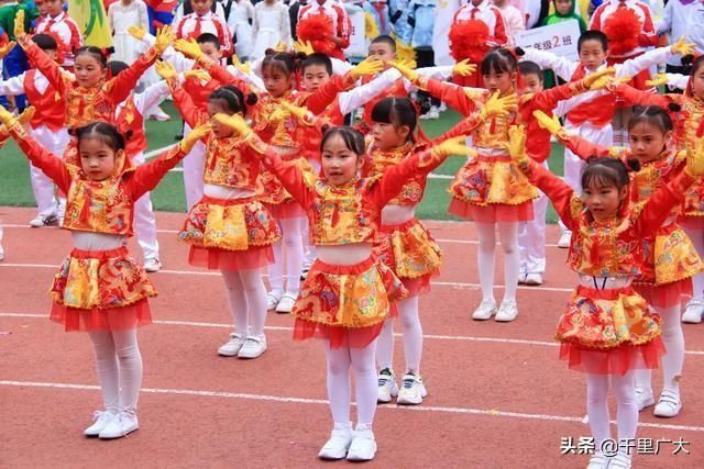 重庆杨家坪中学c区(重庆杨家坪中学彩云湖校区)