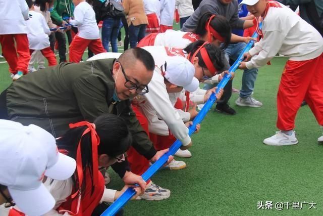 重庆杨家坪中学c区(重庆杨家坪中学彩云湖校区)