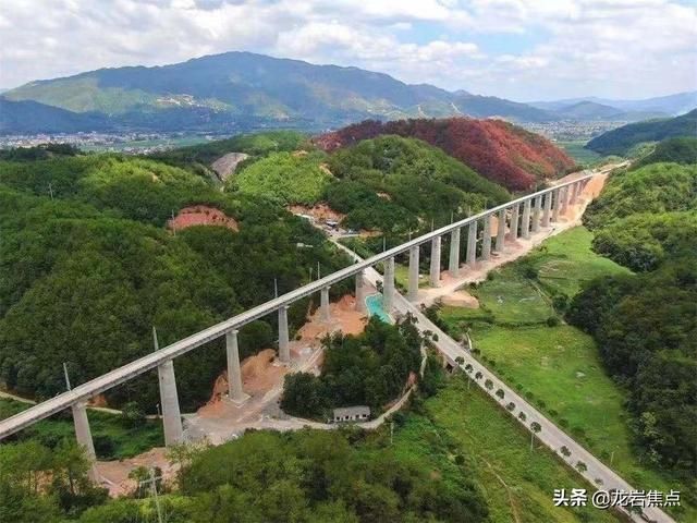 冠豸山在哪个市(连城冠豸山风景区)