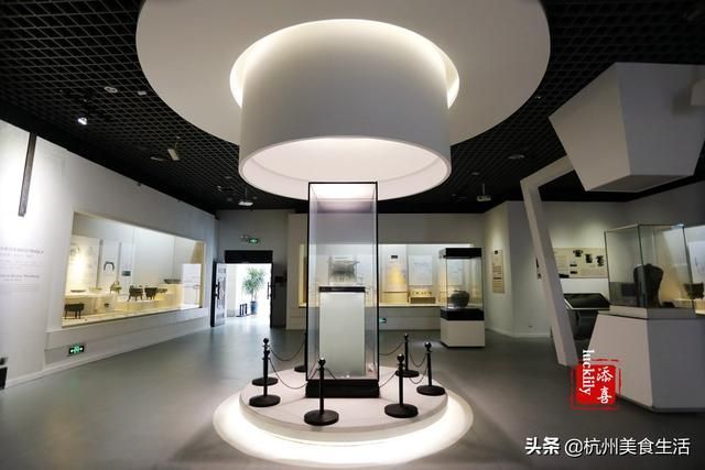 镇江市中心在哪个区(镇江市新区属于哪个区)