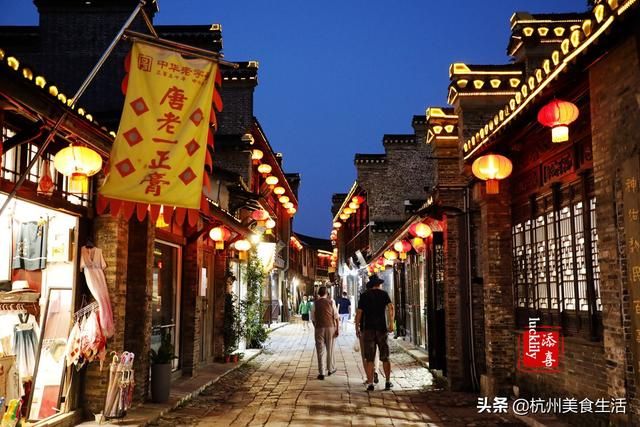 镇江市中心在哪个区(镇江市新区属于哪个区)