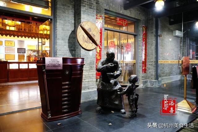 镇江市中心在哪个区(镇江市新区属于哪个区)