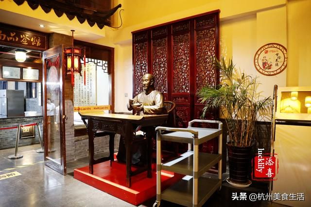 镇江市中心在哪个区(镇江市新区属于哪个区)