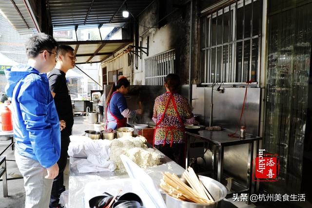 镇江市中心在哪个区(镇江市新区属于哪个区)