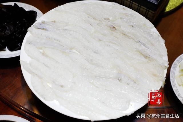 镇江市中心在哪个区(镇江市新区属于哪个区)