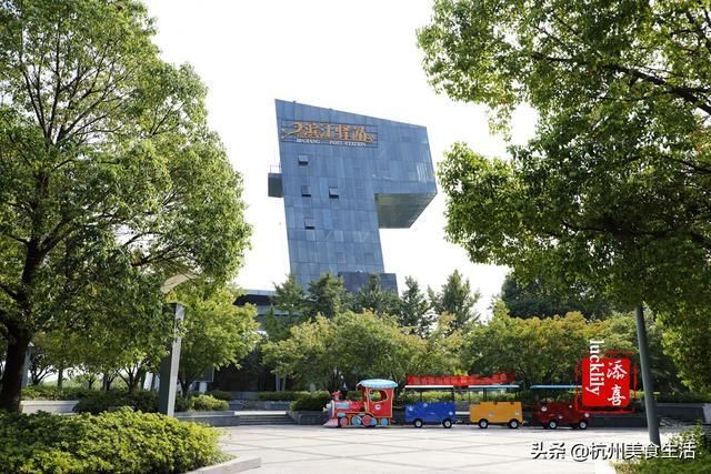 镇江市中心在哪个区(镇江市新区属于哪个区)