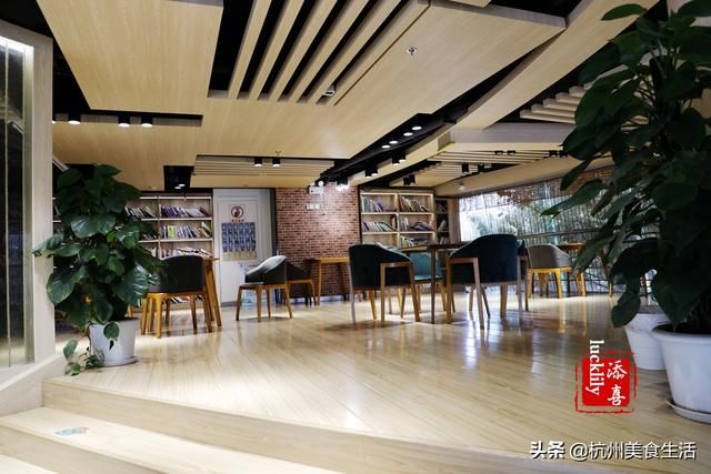 镇江市中心在哪个区(镇江市新区属于哪个区)