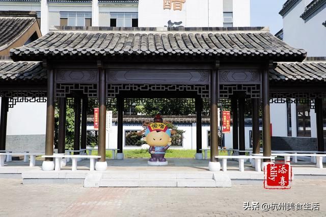 镇江市中心在哪个区(镇江市新区属于哪个区)
