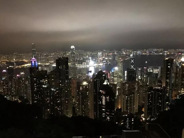 天星小轮在哪里买票(香港的天星小轮在哪里坐)