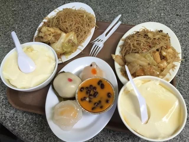 天星小轮在哪里买票(香港的天星小轮在哪里坐)