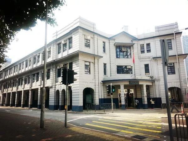 天星小轮在哪里买票(香港的天星小轮在哪里坐)