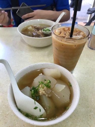 天星小轮在哪里买票(香港的天星小轮在哪里坐)