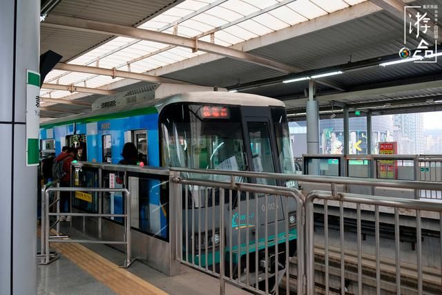 重庆10号线轻轨收班时间(重庆轻轨13号线)