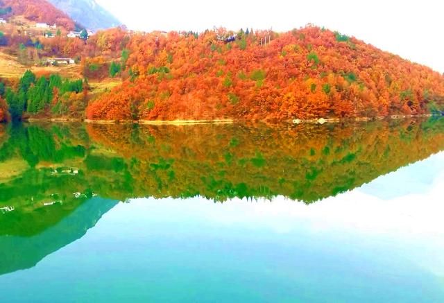 白龙湖在哪里(白龙池在哪里)