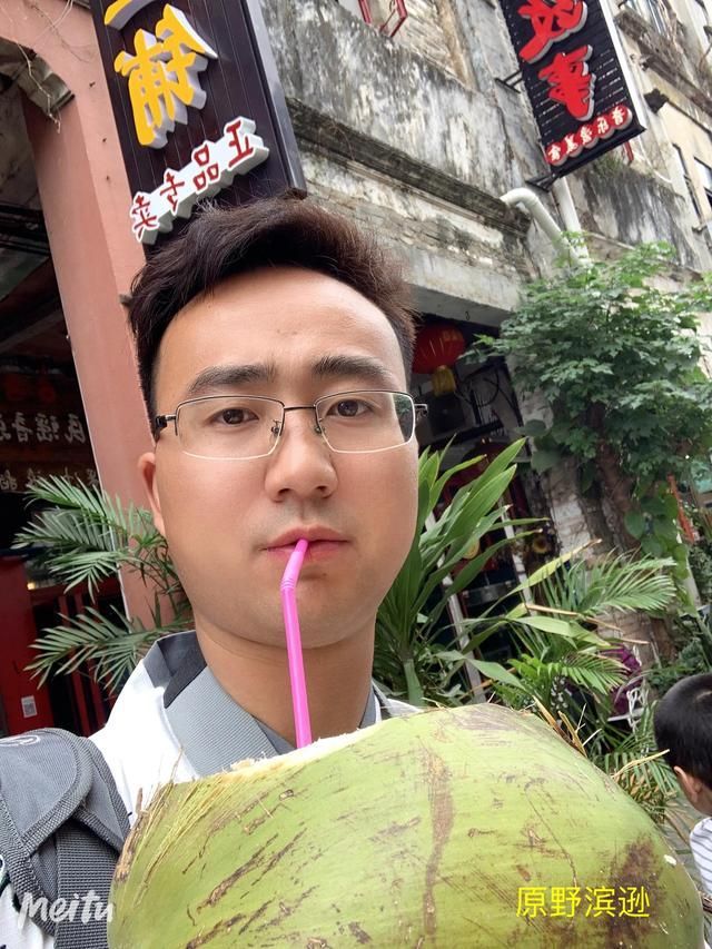 到涠洲岛在哪里坐船(涠洲岛在哪里坐船)