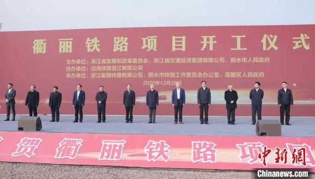 建丽在哪(简历在哪个软件制作)