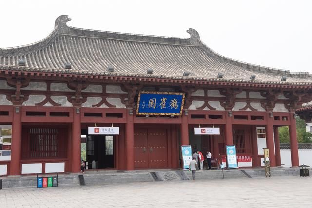 登鹳雀楼在哪里(登鹳雀楼在哪里写的)