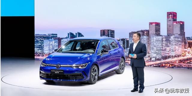 高尔夫7在哪儿放cd(高尔夫12v电源在哪儿)