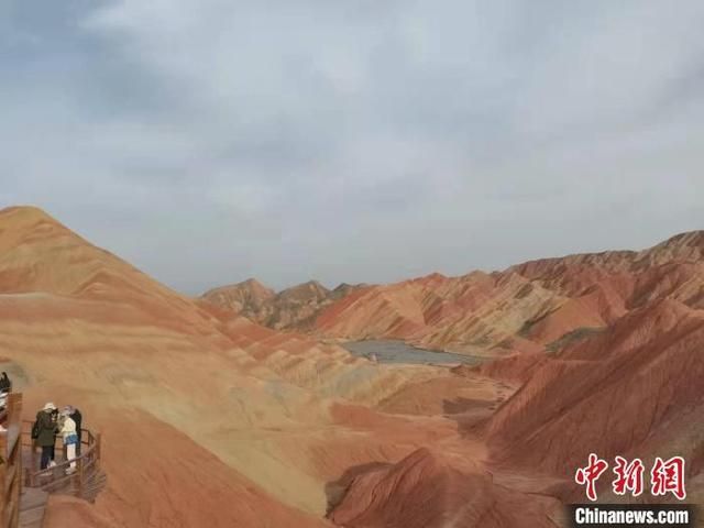 张掖丹霞在哪个省(张掖丹霞在哪里)