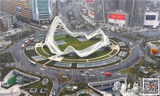 关于江汉路中心百货在哪里的信息