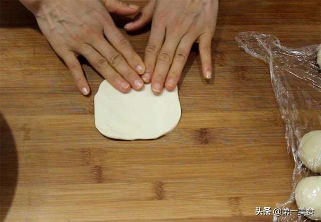 扁调点在哪(电脑显示屏幕变宽变扁)
