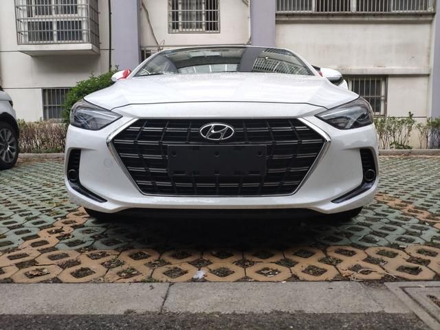 领动喇叭在哪(现代领动喇叭更换视频)