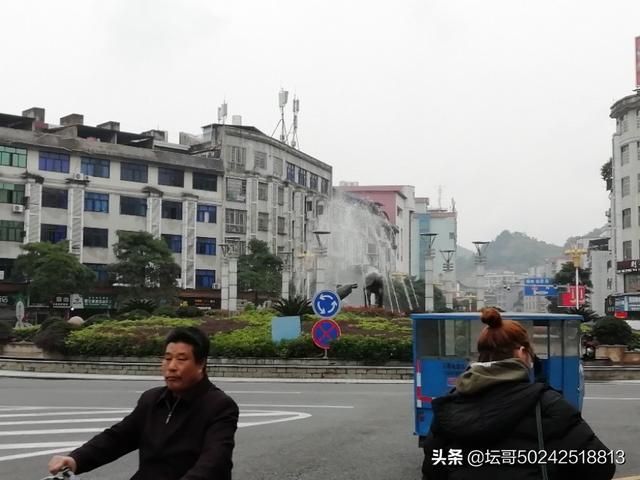 包含赛岐红灯区一条街在哪的词条