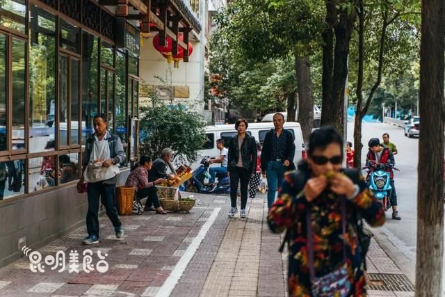 昆明董家湾在哪里(昆明董家湾石油小区单间出租)