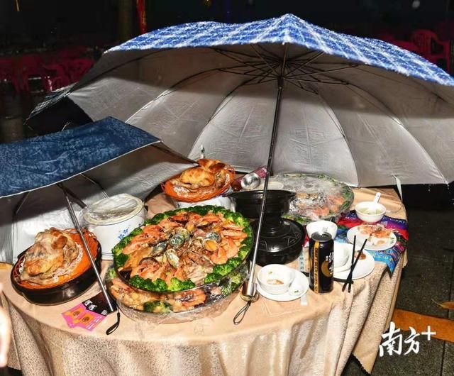 阳江步行街在哪里(阳江风情步行街图片)