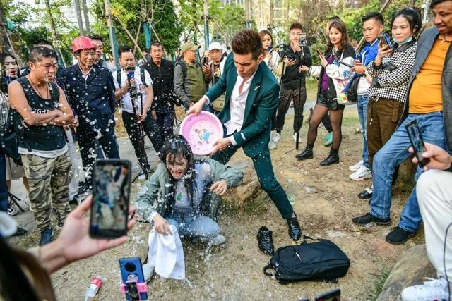 开直播传媒公司赚钱吗(开一个传媒公司赚钱吗)